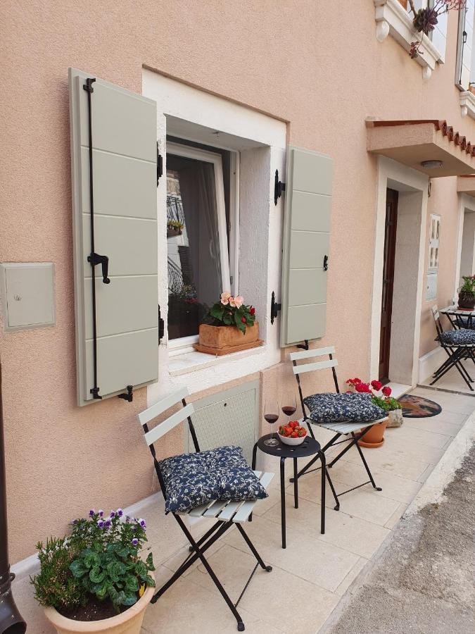 Korado Studio Apartment Vrsar Exterior foto
